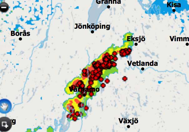 Åskoväder 25 juni klockan 19.40. Karta från SMHI
