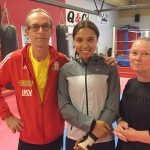 Tränaren Ulf Persson och mamma Anna Alexiusson betyder mycket för Annas utveckling som boxare och människa