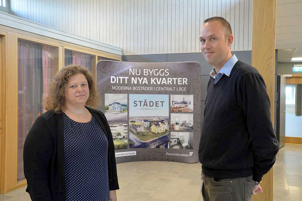   Caroline Fagerström och Andreas Farving på Finnvedsbostäder i Värnamo.