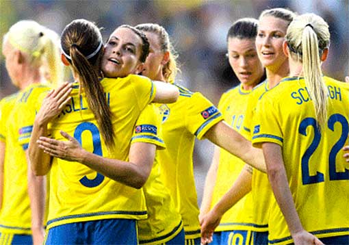 Svensk segerglädje. Foto: Svenska Fotbollförbundet