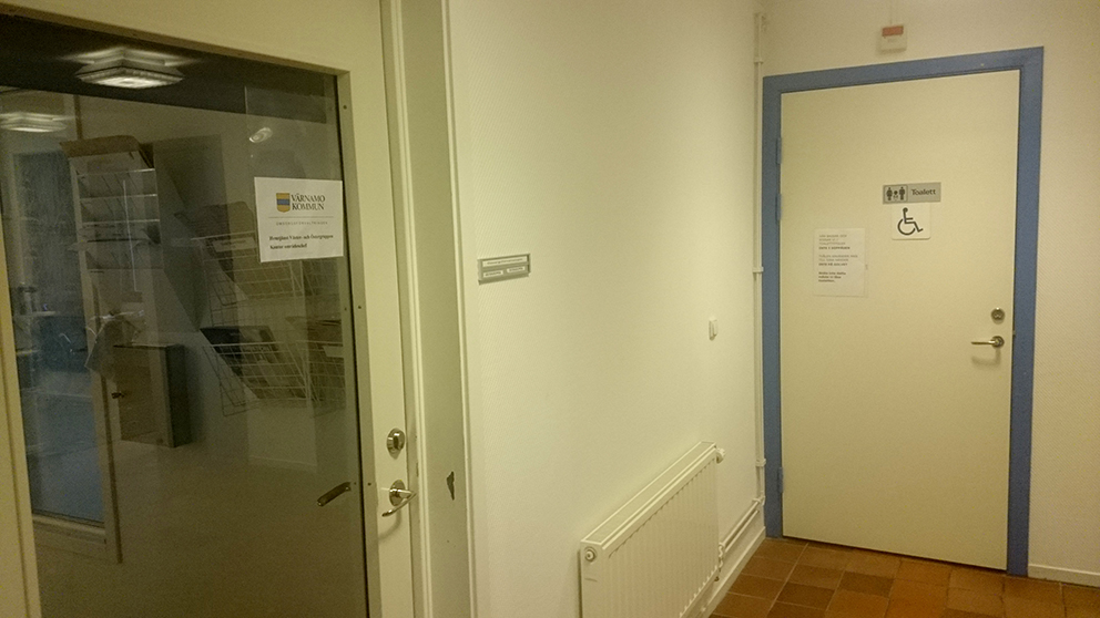 Kommunen har satt upp tydliga instruktioner om hur toalettbestyren ska skötas i Rydaholm